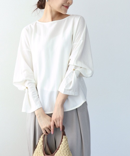 Jines(ジネス)の「ナチュラルスムース綺麗めトップス(Tシャツ/カットソー・レディース・ブラック/オフホワイト/ベージュ・38)」の2枚目の写真