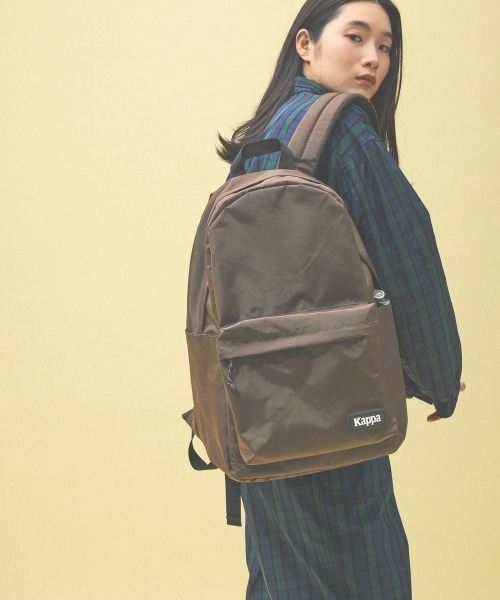 Kappa(カッパ)の「≪Kappa×and ST ウェルネスクラブ≫デイパック(バックパック/リュック・レディース・グレー/ブラウン系その他/ネイビー・FREE)」の2枚目の写真