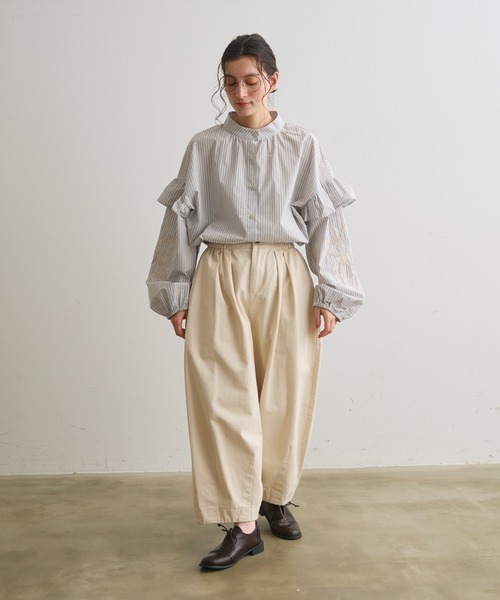 Crisp(クリスプ)の「ストライプ刺繍ブラウス(シャツ/ブラウス・レディース・ブルー/ピンク・FREE)」の4枚目の写真