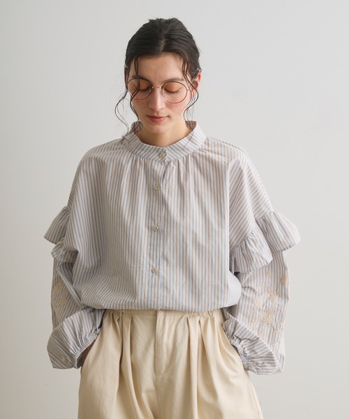 Crisp(クリスプ)の「ストライプ刺繍ブラウス(シャツ/ブラウス・レディース・ブルー/ピンク・FREE)」の8枚目の写真
