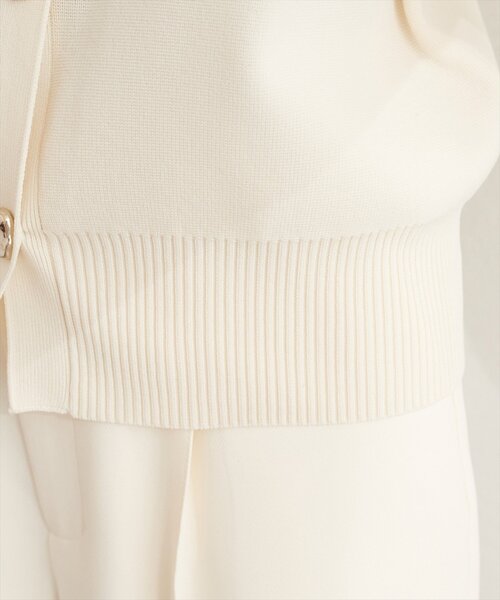 natural couture（ナチュラルクチュール）の「キーネックポリカーデ（カーディガン/ボレロ・レディース・レッド/チャコールグレー/オフホワイト/サックスブルー/グレイッシュベージュ・FREE）」の17枚目の写真