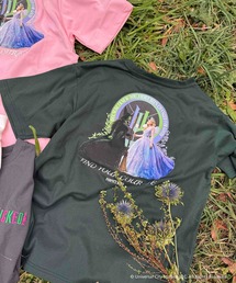 AS KNOW AS plus（アズノゥアズプラス）の「〇アクリルキーホルダー付き WICKED Tシャツ 【WICKED/ウィキッド】（Tシャツ/カットソー）」