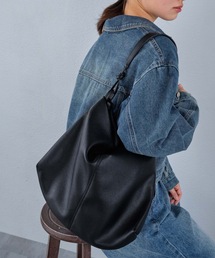 murea（ミュレア）の「センターラインステッチショルダーバッグ（ショルダーバッグ）」