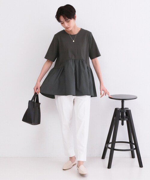 OPAQUE.CLIP(オペークドットクリップ)の「ペプラムドッキングカットソー【洗濯機OK】(Tシャツ/カットソー・レディース・チャコールグレー/ブラウン系/ブラック/ホワイト・40/38/36/42)」の9枚目の写真