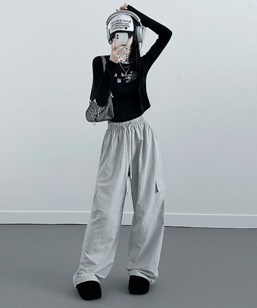 Emilie(エミリー)の「フロントプリント コンパクトロンT(Tシャツ/カットソー・レディース・ピンク/アイボリー/ブラック/カーキ・FREE)」の19枚目の写真