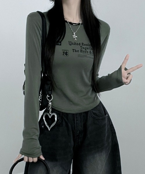 Emilie(エミリー)の「フロントプリント コンパクトロンT(Tシャツ/カットソー・レディース・ピンク/アイボリー/ブラック/カーキ・FREE)」の20枚目の写真