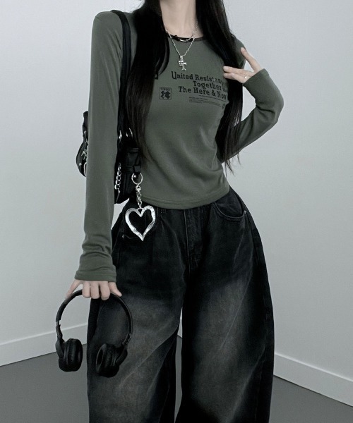 Emilie(エミリー)の「フロントプリント コンパクトロンT(Tシャツ/カットソー・レディース・ピンク/アイボリー/ブラック/カーキ・FREE)」の22枚目の写真