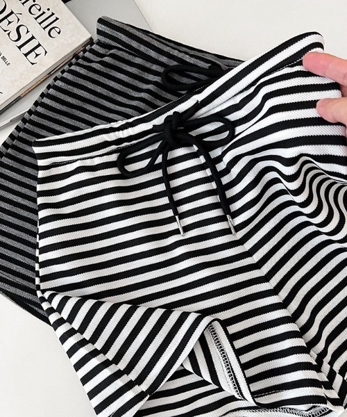 NANEA(ナネア)の「ボーダーショートパンツ(その他パンツ・レディース・ホワイト/グレー・MEDIUM)」の22枚目の写真
