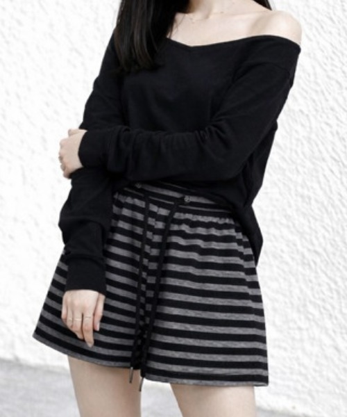 NANEA(ナネア)の「ボーダーショートパンツ(その他パンツ・レディース・ホワイト/グレー・MEDIUM)」の8枚目の写真