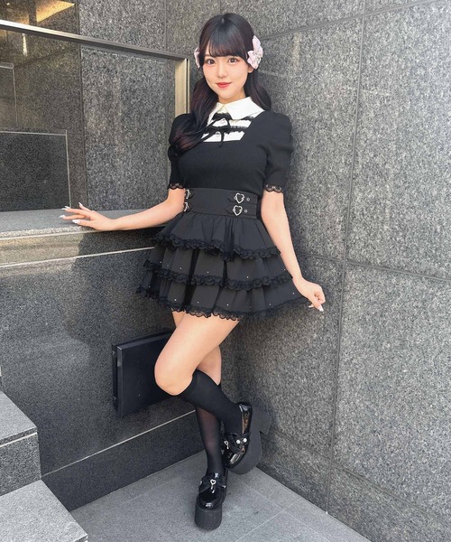 ROJITA(ロジータ)の「【SNSで大バズリ中】ダブルリボン配色レイヤードトップス(Tシャツ/カットソー・レディース・ブラック/グレー/ピンク・FREE)」の21枚目の写真