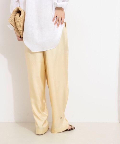 NOLLEY’S（ノーリーズ）の「【一部店舗＆WEB限定カラー】ウォッシャブル高機能サテン裾タブ付きパンツ（その他パンツ・レディース・ベビーピンク/ベージュ/イエロー・38/36）」の14枚目の写真