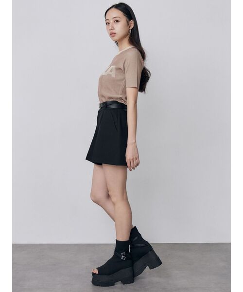 MURUA(ムルーア)の「タックショートパンツ 夏服(その他パンツ・レディース・グレー/ブラック・1/2)」の10枚目の写真