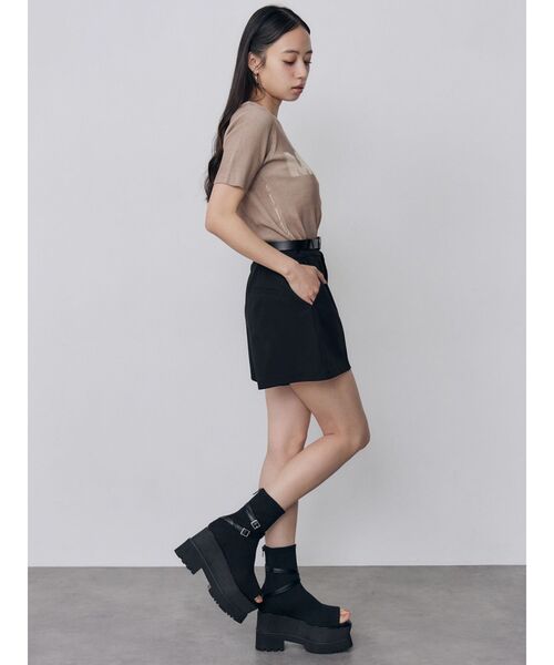 MURUA(ムルーア)の「タックショートパンツ 夏服(その他パンツ・レディース・グレー/ブラック・1/2)」の12枚目の写真