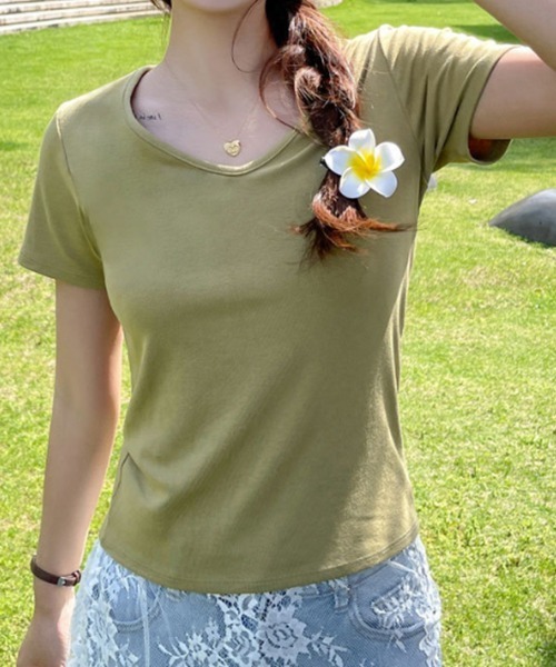 SallyLunn(サリーラン)の「【大人のベーシック】VネックTシャツ(Tシャツ/カットソー・レディース・ホワイト/ブラック/グリーン・MEDIUM/LARGE)」の3枚目の写真