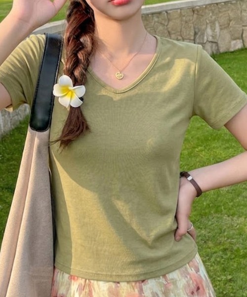 SallyLunn(サリーラン)の「【大人のベーシック】VネックTシャツ(Tシャツ/カットソー・レディース・ホワイト/ブラック/グリーン・MEDIUM/LARGE)」の5枚目の写真