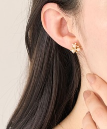 ピアス パール＆ビジュー フラワーモチーフ」に該当するファッション