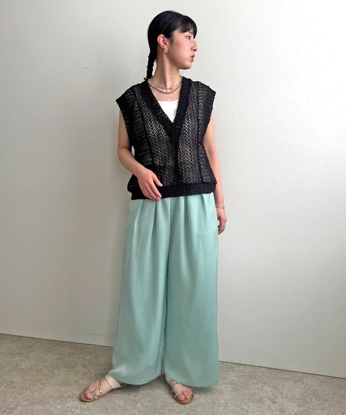 LHELBIE（レルビエ）の「クロシェレースベスト（ニット/セーター・レディース・ブラック/アイボリー/ブラウン・M）」の19枚目の写真