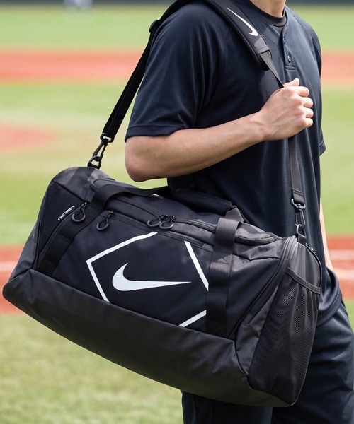 NIKE(ナイキ)の「【NIKE/ナイキ】ダイアモンドダッフルバッグ(ショルダーバッグ・メンズ・ブラック/ホワイト・FREE)」の6枚目の写真