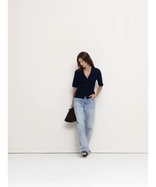 Banana Republic(バナナリパブリック)の「ラークスパー コットンシルク ショートスリーブ カーディガン(カーディガン/ボレロ・レディース・アイボリー/ネイビー・XS/L/M/S)」の9枚目の写真