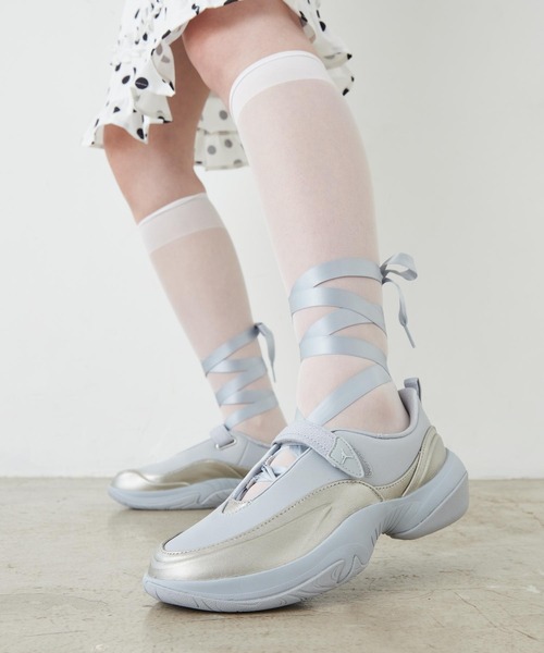 JORDAN BRAND(ジョーダンブランド)の「ジョーダン ポワント ウィメンズシューズ / Jordan Pointe Women's Shoes IB8597-002 Metallic Silver(バレエシューズ・レディース・シルバー・24/23.5/23/24.5/22.5/22/26/25.5/25)」の3枚目の写真