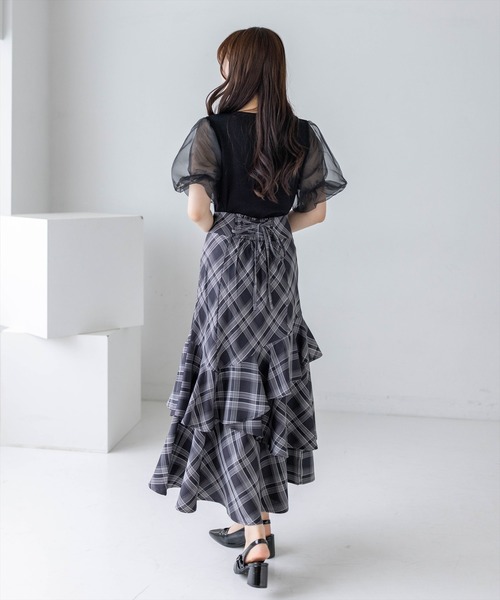CLEAR BASIC（クリアベーシック）の「オーガンジーバルーンスリーブロゴ刺繍ニットトップス［骨格ウェーブ/シアー/透け感/パワショル/抜け感］（ニット/セーター・レディース・ブラック/オフホワイト・F）」の18枚目の写真