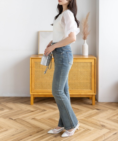 CLEAR BASIC（クリアベーシック）の「オーガンジーバルーンスリーブロゴ刺繍ニットトップス［骨格ウェーブ/シアー/透け感/パワショル/抜け感］（ニット/セーター・レディース・ブラック/オフホワイト・F）」の21枚目の写真