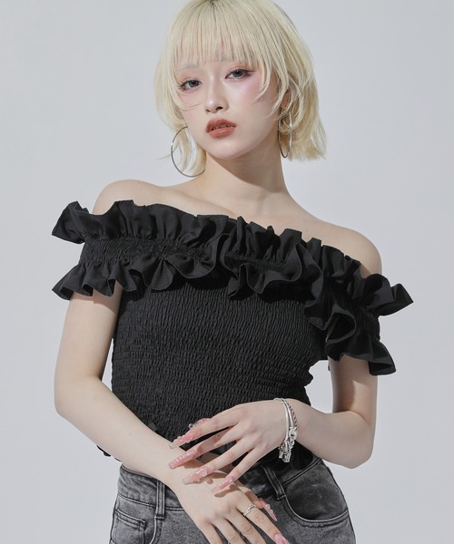 ANAP(アナップ)の「シャーリング ブラウス(その他トップス・レディース・ブルー/ブラック/ホワイト・F)」の2枚目の写真