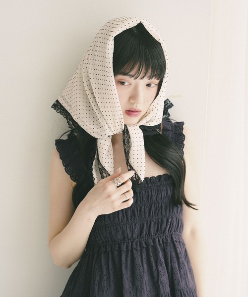 Heather（ヘザー）の「アソート柄スカーフ　824163（バンダナ/スカーフ・レディース・ホワイト系その他/ホワイト系その他2・ONE SIZE）」の3枚目の写真