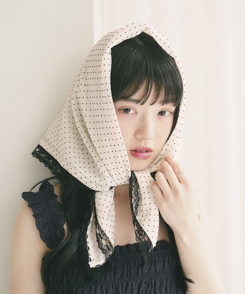 Heather（ヘザー）の「アソート柄スカーフ　824163（バンダナ/スカーフ・レディース・ホワイト系その他/ホワイト系その他2・ONE SIZE）」の4枚目の写真