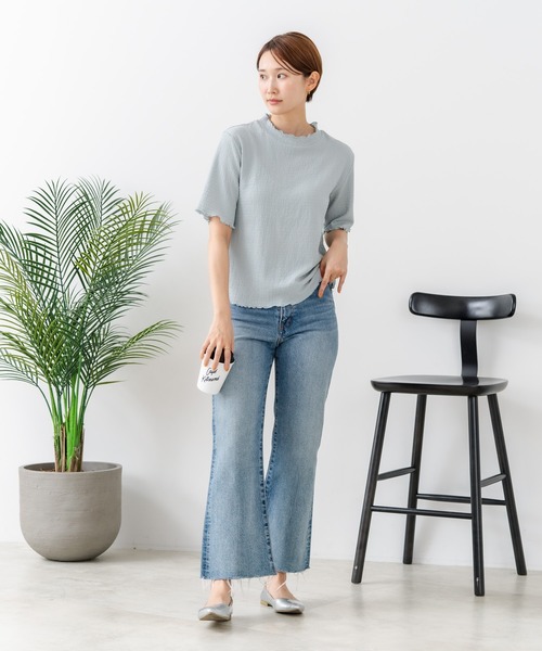 fort point(フォーポイント)の「【C-FORTPOINT/フォートポイント】【ひんやり接触冷感 二の腕カバー】カット楊柳 ハイネック5分袖Tシャツ 体型カバー 着痩せ きれいめ カジュアル 涼しい(Tシャツ/カットソー・レディース・ベージュ/ライトパープル/ダークブラウン/サックスブルー・MEDIUM/LARGE)」の21枚目の写真