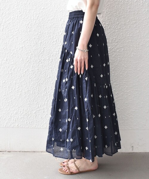 SHIPS Colors（シップス カラーズ）の「SHIPS Colors:〈手洗い可能〉幾何 エンブロイダリー オーガンジー スカート◇（スカート・レディース・ネイビー/オフホワイト・ONE SIZE）」の15枚目の写真