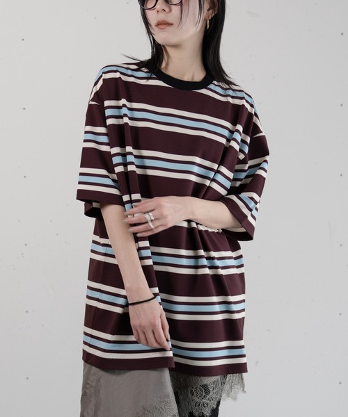 hwyl(ヒュイル)の「マルチボーダーTシャツ(Tシャツ/カットソー・レディース・アイボリー/ブラウン・FREE)」の2枚目の写真