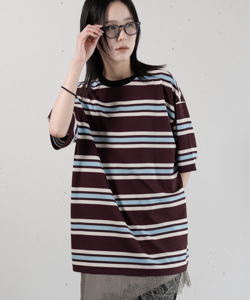 hwyl(ヒュイル)の「マルチボーダーTシャツ(Tシャツ/カットソー・レディース・アイボリー/ブラウン・FREE)」の4枚目の写真