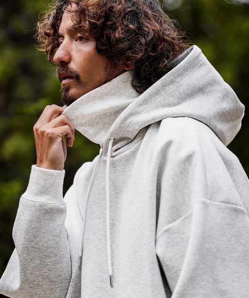 CAMBIO(カンビオ)の「mpa4139-High-Neck Scuba Knit Hoodie ハイネックパーカー(A71826cmb)(パーカー・メンズ・チャコールグレー/ブラック/オートミール・L/M/S)」の4枚目の写真
