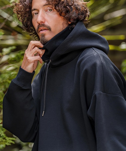 CAMBIO(カンビオ)の「mpa4139-High-Neck Scuba Knit Hoodie ハイネックパーカー(A71826cmb)(パーカー・メンズ・チャコールグレー/ブラック/オートミール・L/M/S)」の11枚目の写真