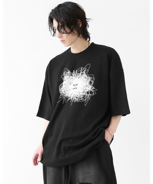 minsobi（ミンソビ）の「ノイズグラフィック オーバーサイズ 半袖Tシャツ（ユニセックス）（Tシャツ/カットソー・メンズ・ホワイト/ブラック・FREE）」の2枚目の写真