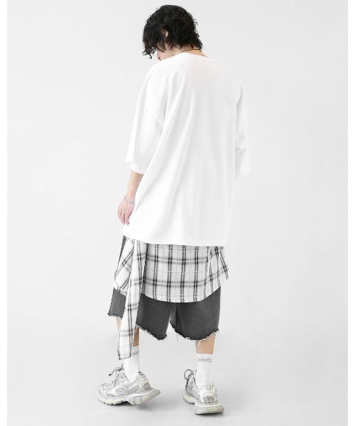 minsobi（ミンソビ）の「ノイズグラフィック オーバーサイズ 半袖Tシャツ（ユニセックス）（Tシャツ/カットソー・メンズ・ホワイト/ブラック・FREE）」の10枚目の写真