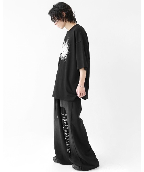 minsobi（ミンソビ）の「ノイズグラフィック オーバーサイズ 半袖Tシャツ（ユニセックス）（Tシャツ/カットソー・メンズ・ホワイト/ブラック・FREE）」の17枚目の写真
