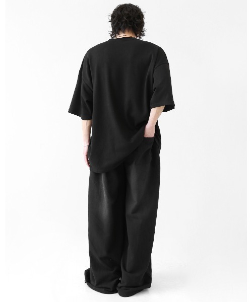 minsobi（ミンソビ）の「ノイズグラフィック オーバーサイズ 半袖Tシャツ（ユニセックス）（Tシャツ/カットソー・メンズ・ホワイト/ブラック・FREE）」の19枚目の写真