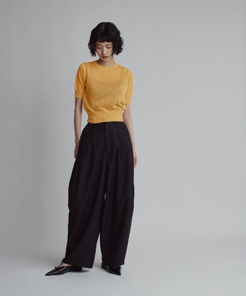 W:Huku(フーク)の「【W:Huku / バイカラーシャイニーニット】シアー ハーフスリーブ トップス / 半袖(ニット/セーター・レディース・ベージュ/チャコール/ブラウン/オフホワイト/オレンジ・FREE)」の14枚目の写真