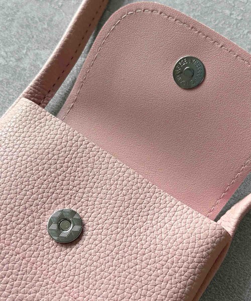 LOWO(ロワ)の「レザーミニショルダーバッグ スマホショルダー スマホポーチ 合成皮革(ショルダーバッグ・レディース・ブラウン/オフホワイト/アイボリー/ベージュ/ブラック/ピンク・FREE)」の8枚目の写真