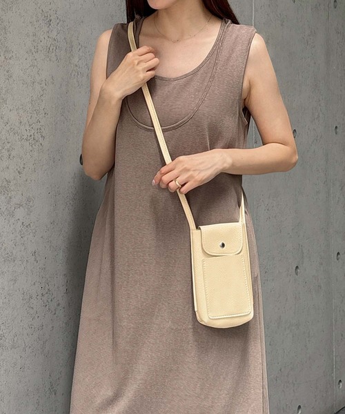 LOWO(ロワ)の「レザーミニショルダーバッグ スマホショルダー スマホポーチ 合成皮革(ショルダーバッグ・レディース・ブラウン/オフホワイト/アイボリー/ベージュ/ブラック/ピンク・FREE)」の9枚目の写真