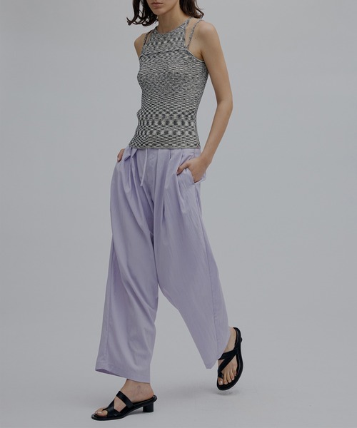 Ameri(アメリ)の「MEDI GRADATION KASURI KNIT TOP(タンクトップ・レディース・ブルー/カーキ/ブラック・FREE)」の22枚目の写真