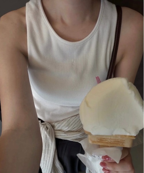 lawgy（ラウジー）の「embroidery rib tank top / エンブロイダリーリブタンクトップ（タンクトップ・レディース・ライトグリーン/オレンジ系/ホワイト・FREE）」の22枚目の写真