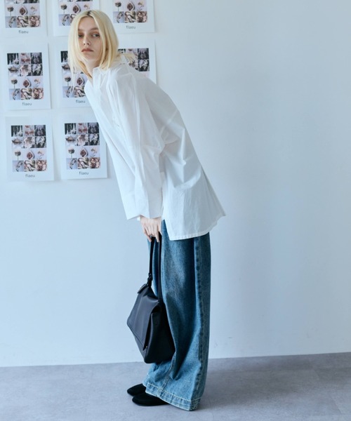 flaeu(フラユ)の「Loose Drop Shoulder Shirt(シャツ/ブラウス・レディース・ブラック/ホワイト・FREE)」の6枚目の写真
