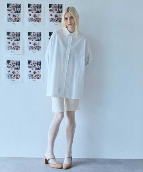 flaeu(フラユ)の「Loose Drop Shoulder Shirt(シャツ/ブラウス・レディース・ブラック/ホワイト・FREE)」の11枚目の写真