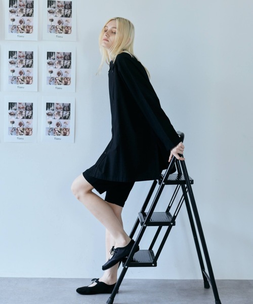 flaeu(フラユ)の「Loose Drop Shoulder Shirt(シャツ/ブラウス・レディース・ブラック/ホワイト・FREE)」の16枚目の写真
