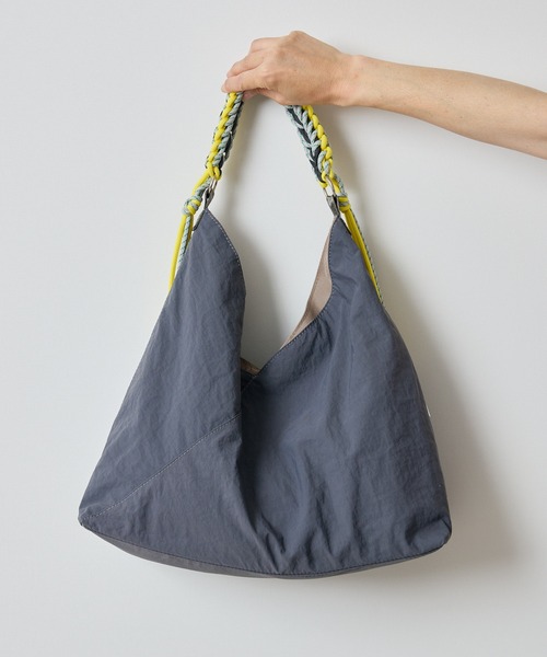 Paradise Picnic（パラダイスピクニック）の「TRANOI. コードショルダーBAG（ショルダーバッグ・レディース・チャコールグレー/レッド/アイボリー・FREE）」の15枚目の写真