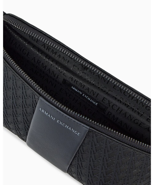 ARMANI EXCHANGE(アルマーニエクスチェンジ)の「【A|X アルマーニ エクスチェンジ】ロゴパネル ボディバッグ/ウエストバッグ(ボディバッグ/ウエストポーチ・メンズ・ブラック・FREE)」の5枚目の写真