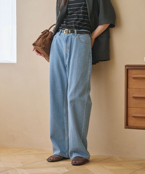 BEAUTY&YOUTH UNITED ARROWS(ビューティーアンドユースユナイテッドアローズ)の「【WEB限定】ワイドフレア デニムパンツ ウォッシャブル(デニムパンツ・レディース・ダークグレー/ネイビー/ライトブルー・L/M/S)」の5枚目の写真